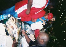 DJ.D signing autographs